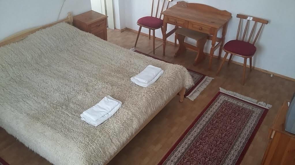Guest Rooms Metaksinovi Chepelare Extérieur photo