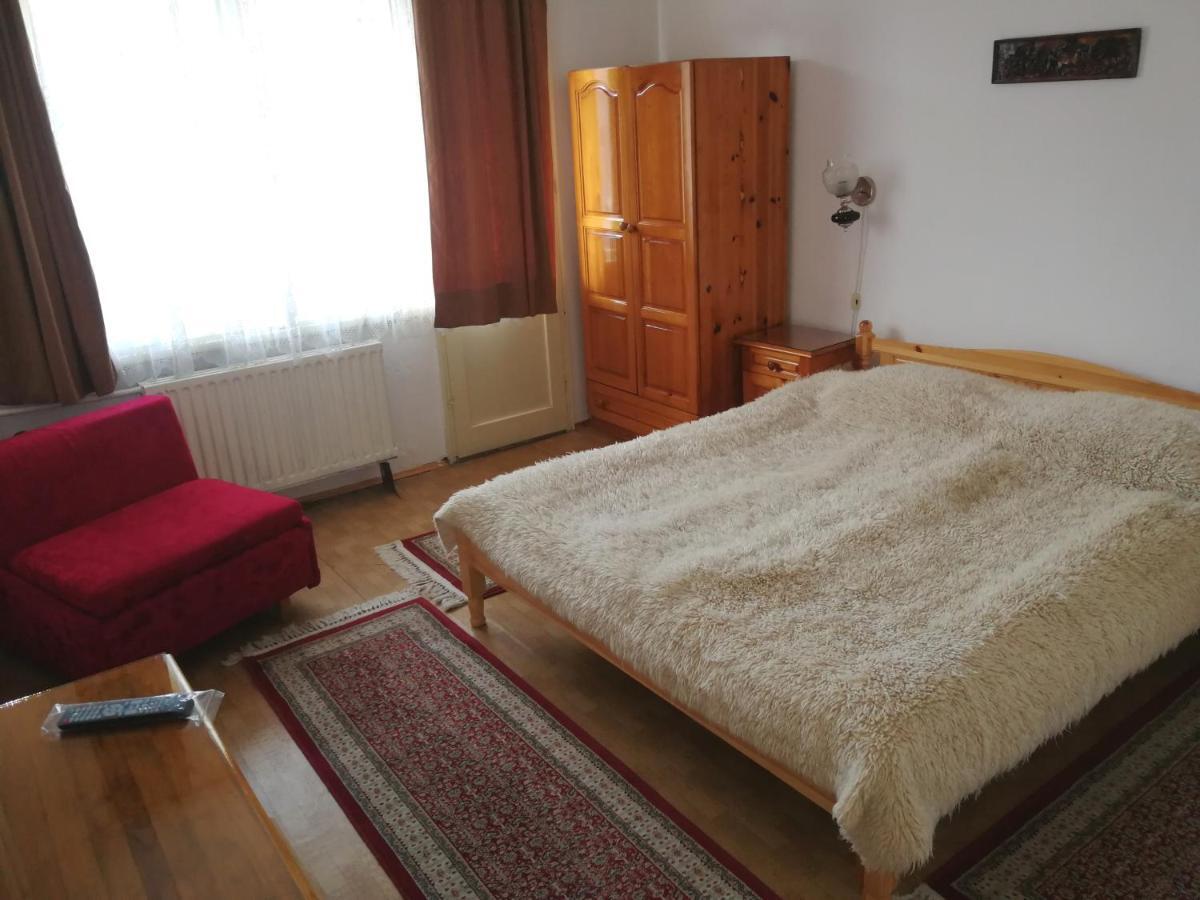 Guest Rooms Metaksinovi Chepelare Extérieur photo