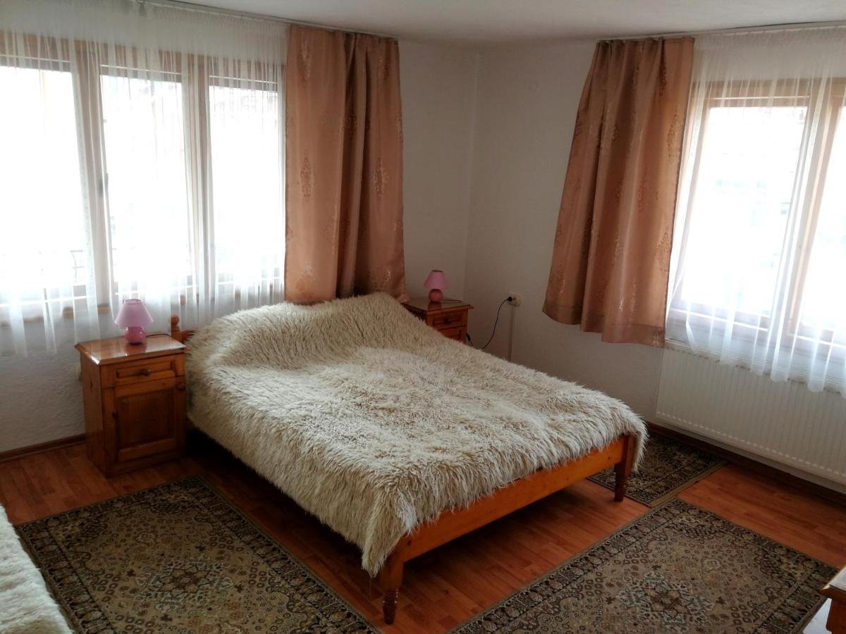 Guest Rooms Metaksinovi Chepelare Extérieur photo